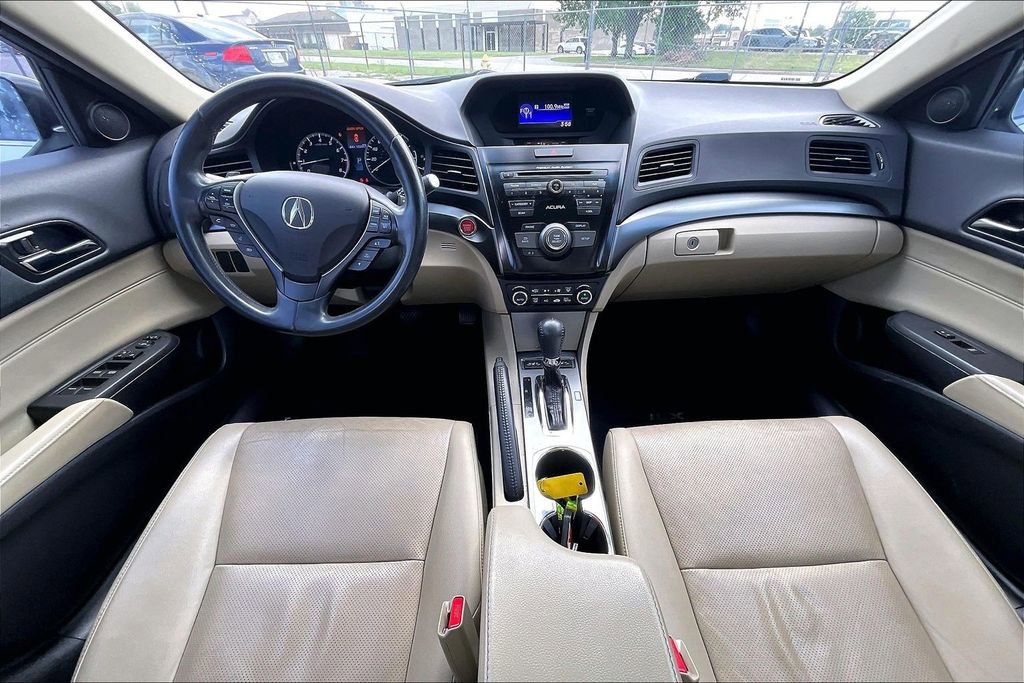 Used 2013 Acura ILX w/ Premium Package FWD image 19