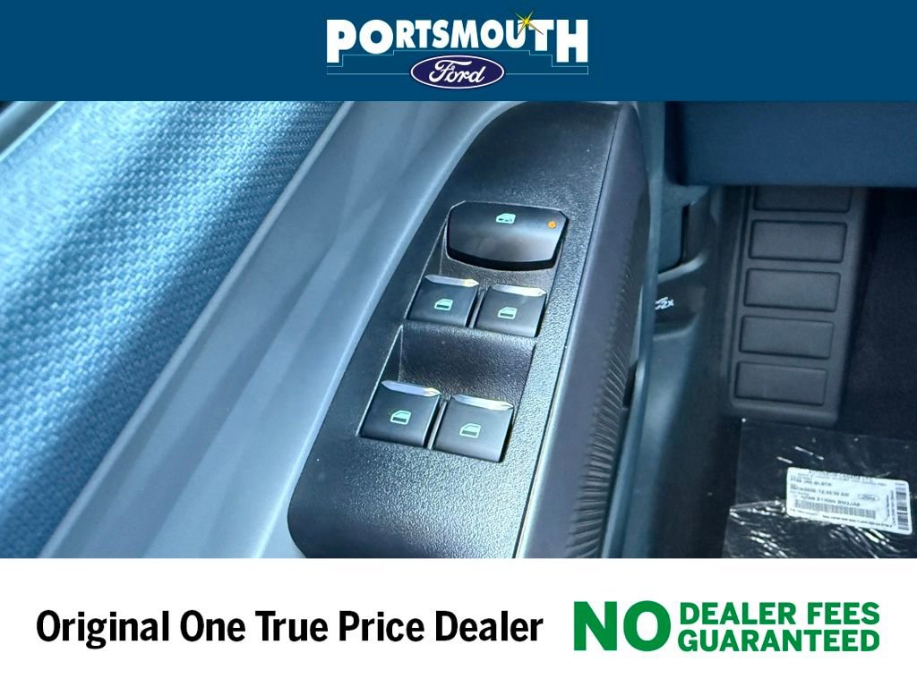 New 2025 Ford Maverick XL w/ Equipment Group 101A image 18