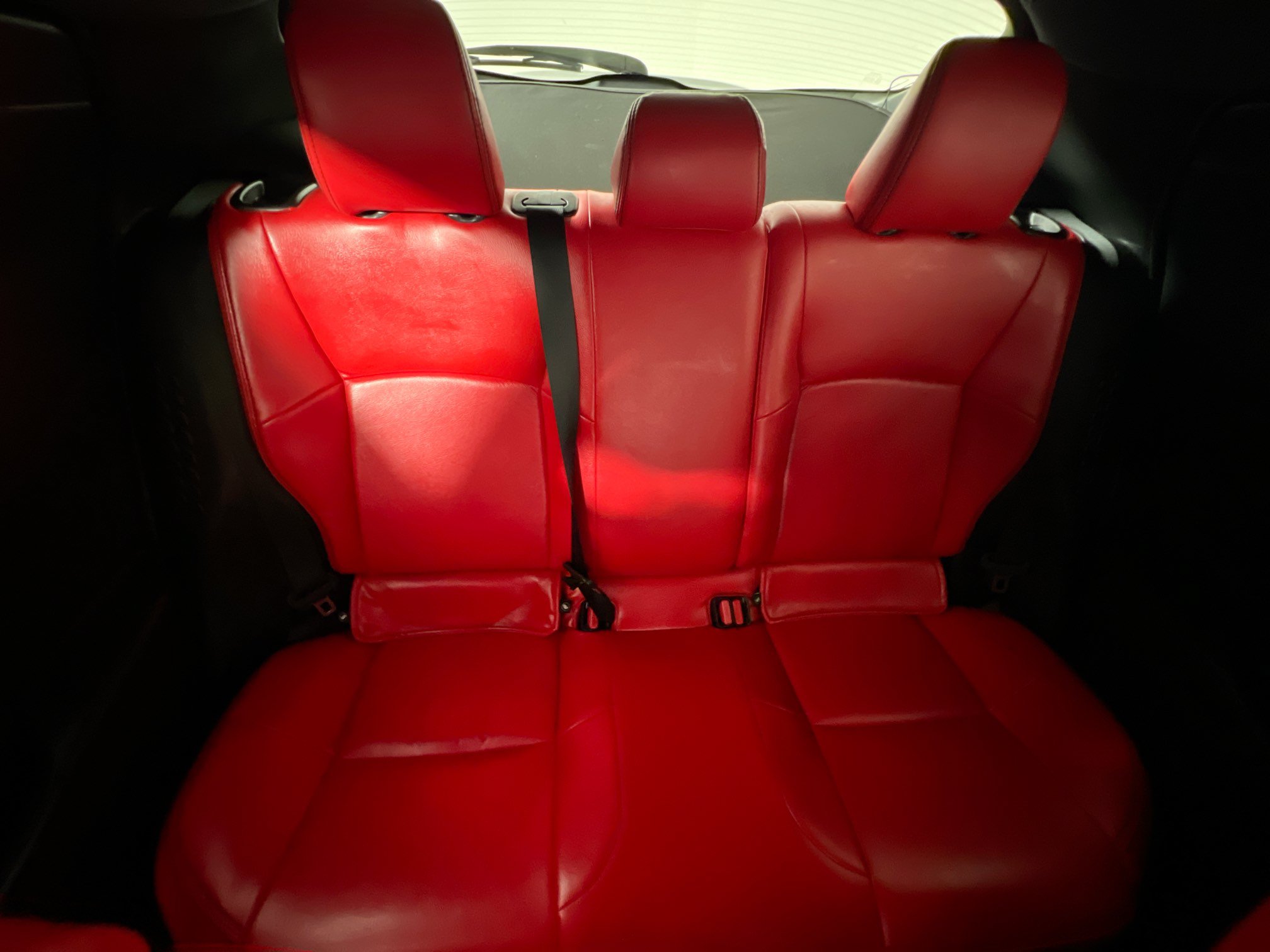 Used 2019 Toyota C-HR XLE FWD image 33