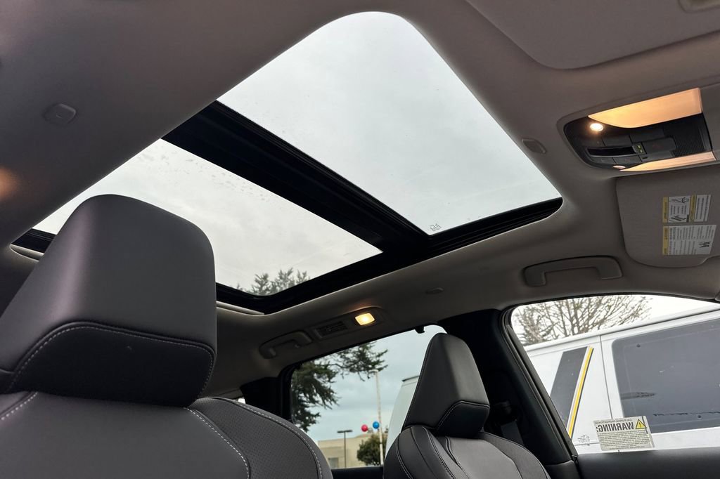 Used 2026 INFINITI QX60 Luxe w/ Cargo Package image 17