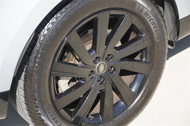 Used 2023 Land Rover Range Rover SE image 11