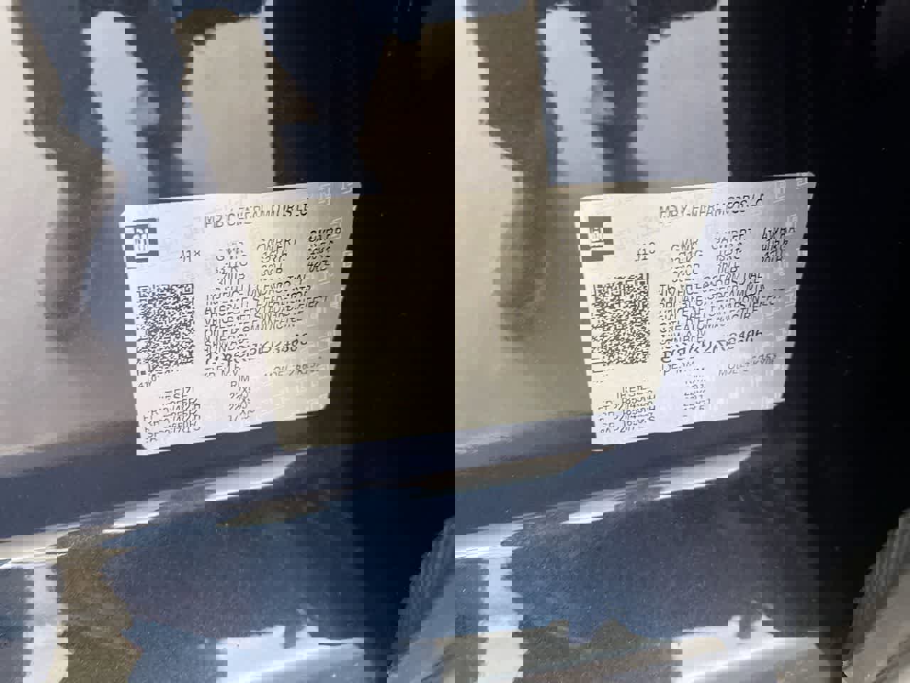 Used 2019 Cadillac Escalade Premium Luxury image 29