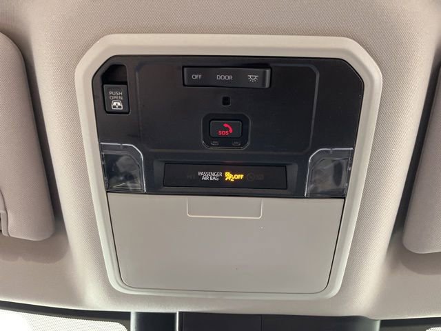 Used 2023 Toyota Tundra SR5 w/ SR5 Premium Package AWD/4WD image 29