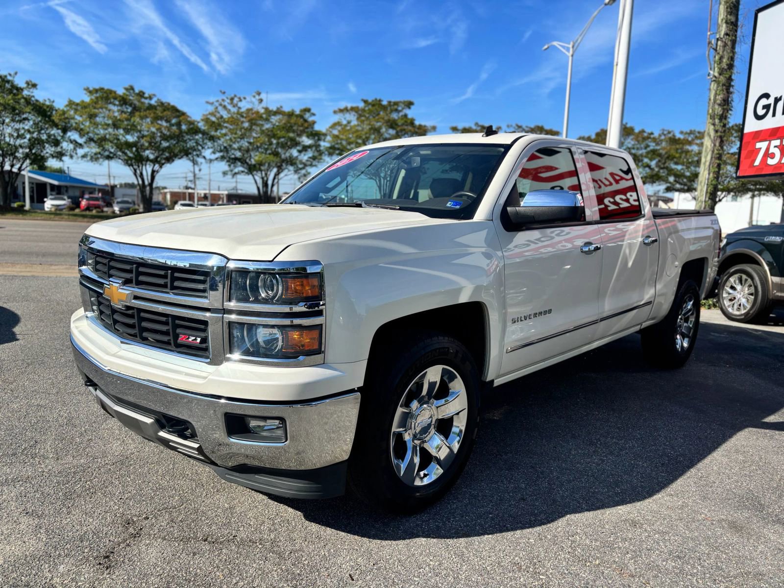Used 2014 Chevrolet Silverado 1500 LTZ Z71 AWD/4WD image 8