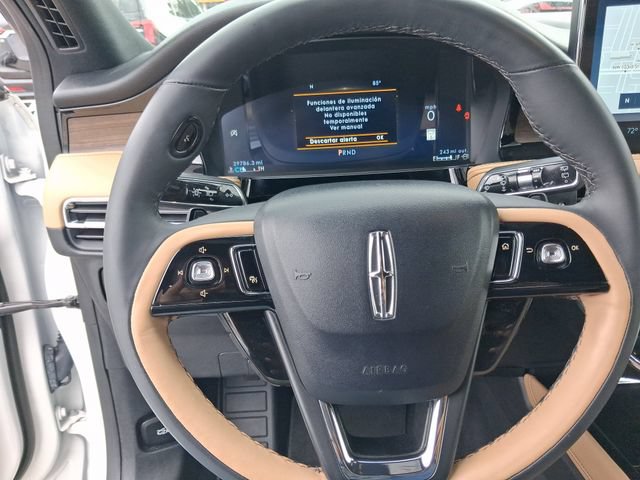 Used 2023 Lincoln Corsair Reserve FWD image 15