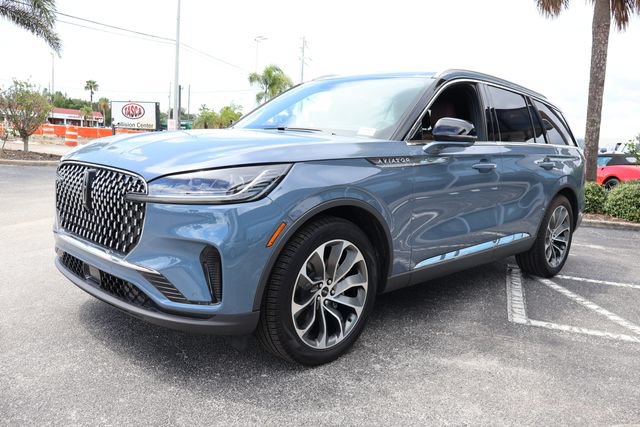 New 2026 Lincoln Aviator Reserve w/ Illumination Package RWD image 3