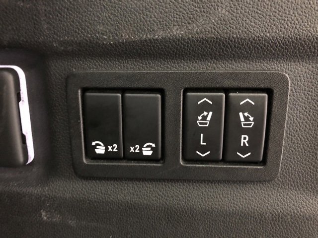 Certified 2022 Chevrolet Suburban RST w/ Sport Performance Package image 10