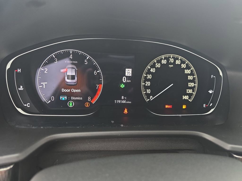 Used 2018 Honda Accord Sport image 19