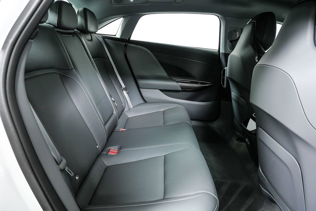 Used 2025 Lucid Air Pure image 21