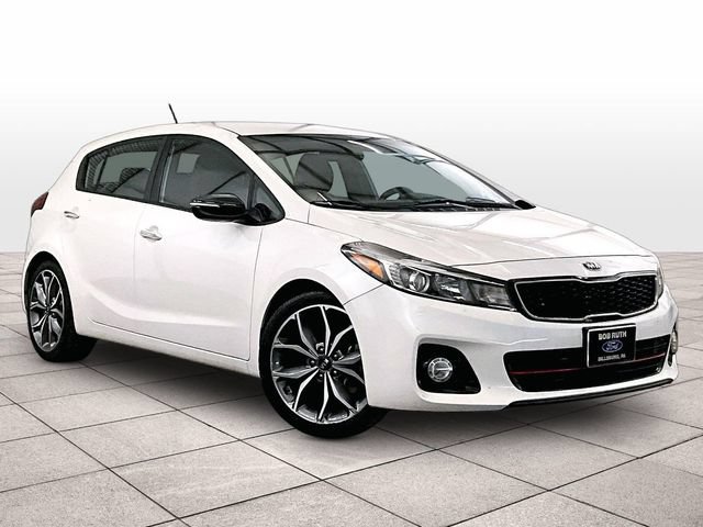 Used 2017 Kia Forte SX FWD image 2