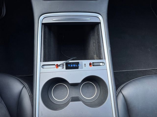 Used 2022 Tesla Model Y Performance image 12