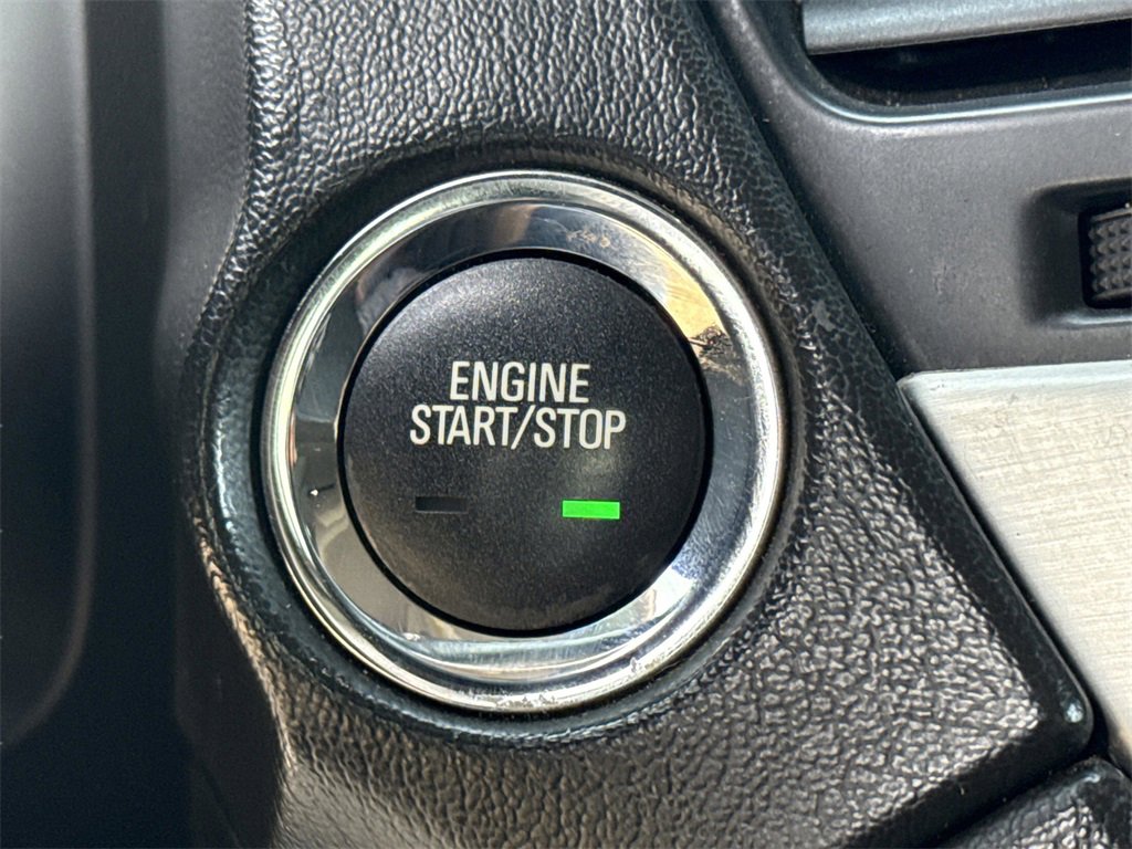 Used 2018 GMC Yukon SLT w/ Open Road Package image 38