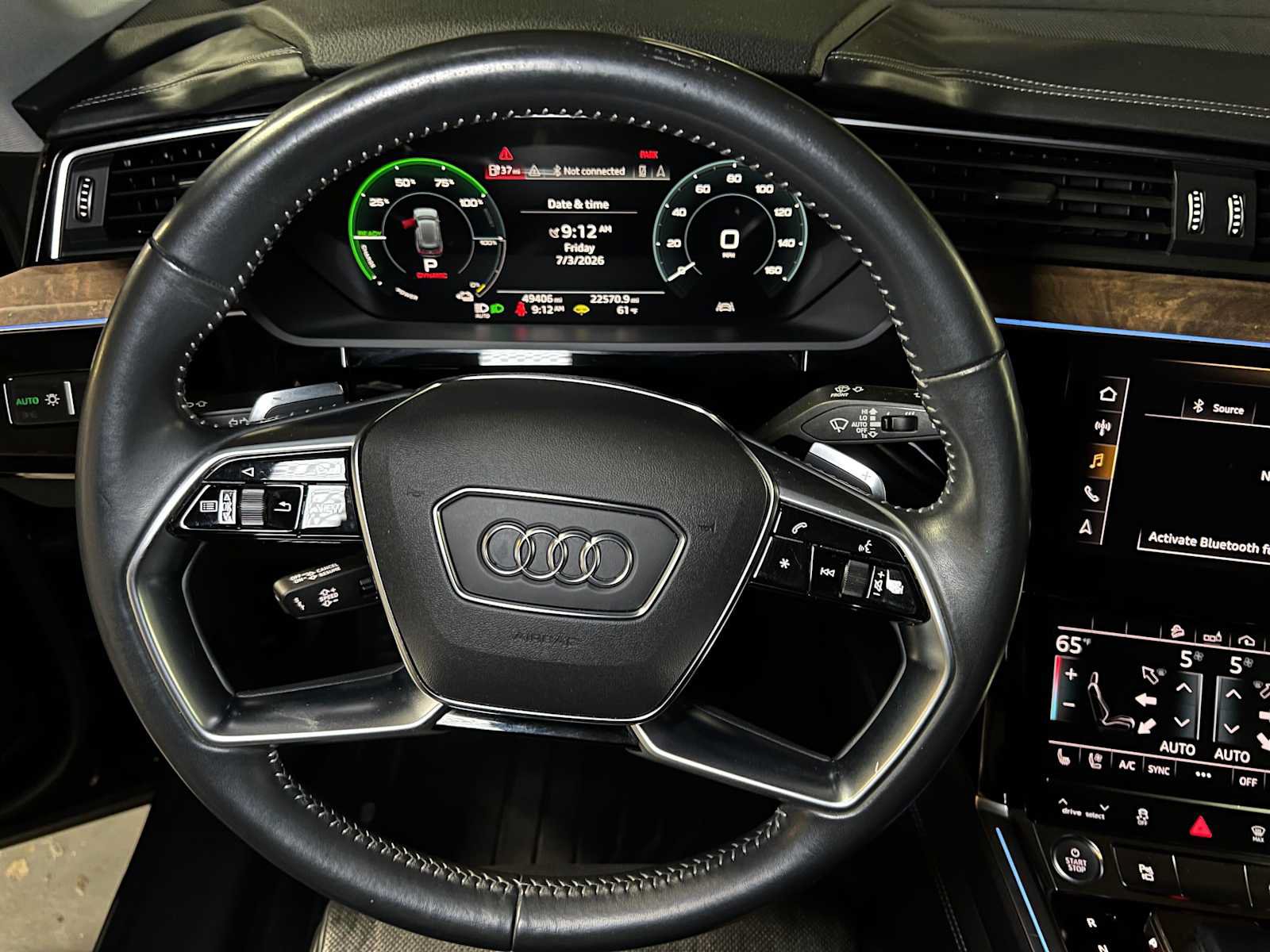 Used 2019 Audi e-tron Prestige w/ Prestige Package AWD/4WD image 39