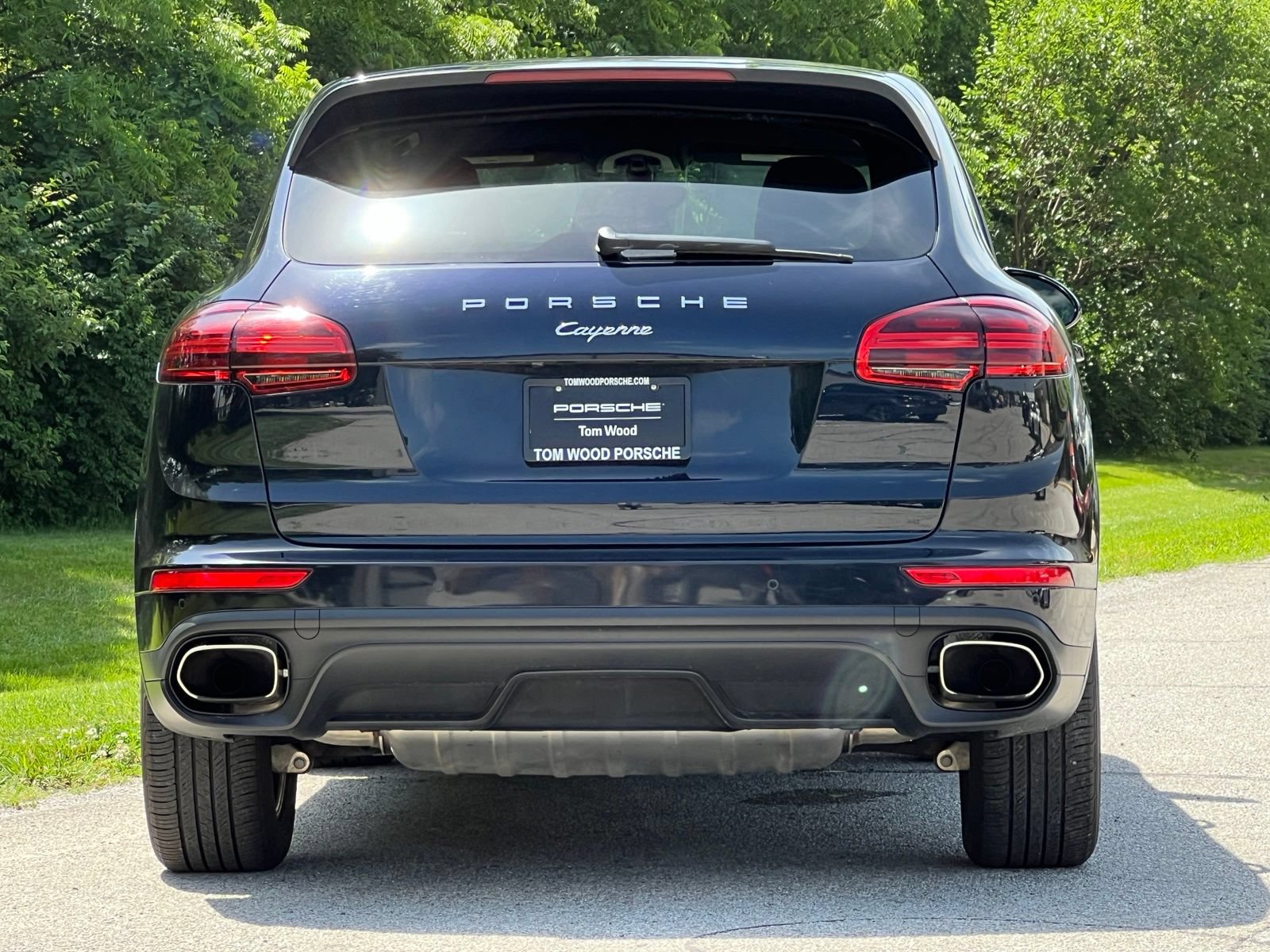 Used 2016 Porsche Cayenne AWD/4WD image 8