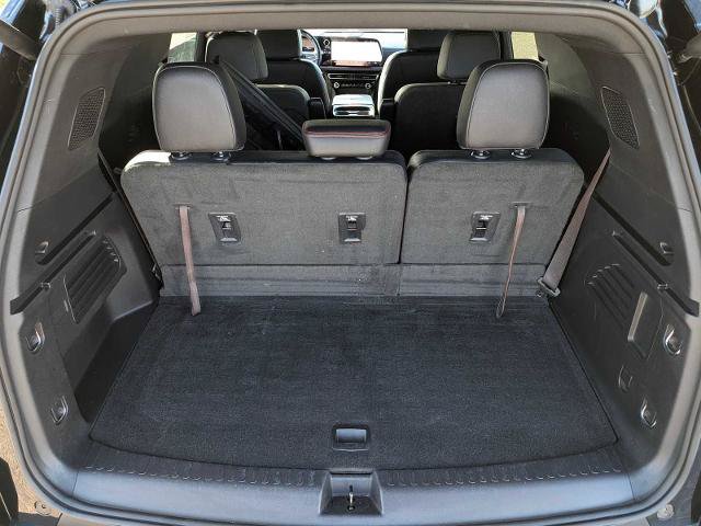 Used 2024 Chevrolet Traverse Z71 w/ Enhanced Driving Package AWD/4WD image 28