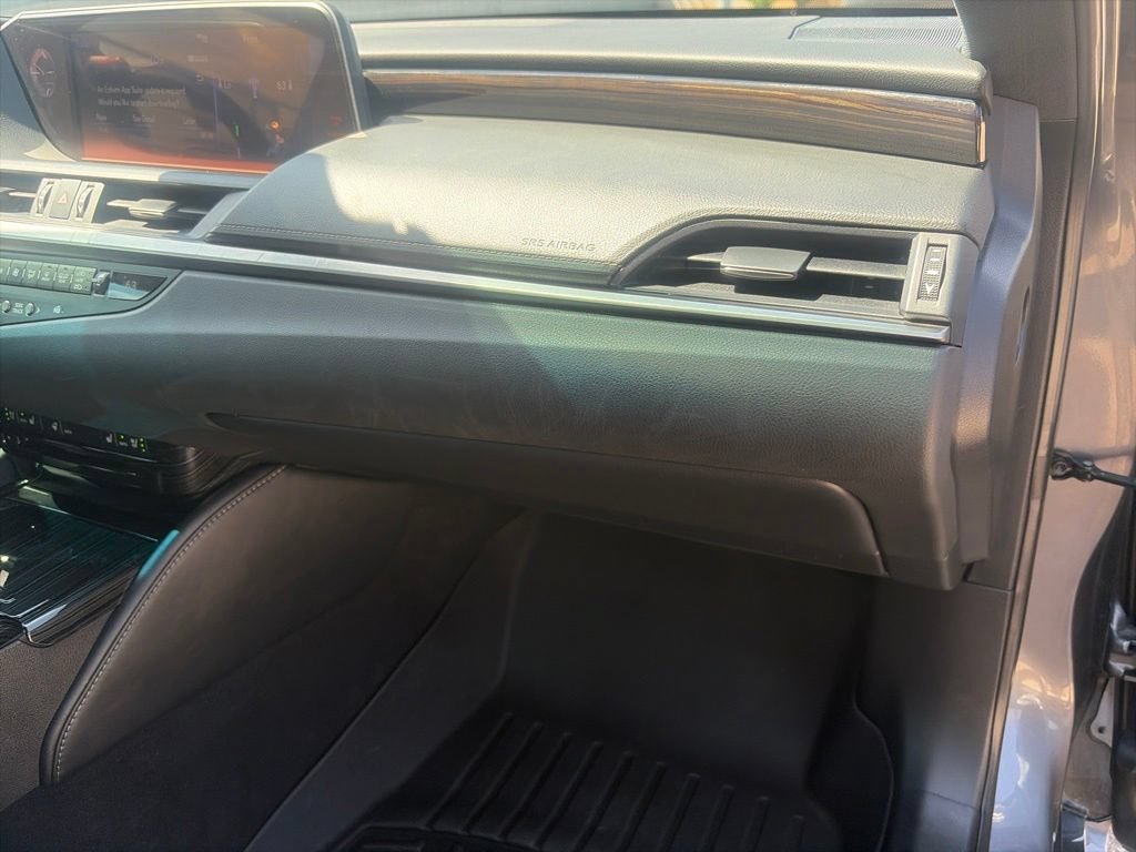 Used 2019 Lexus ES 300h w/ Premium Package FWD image 26