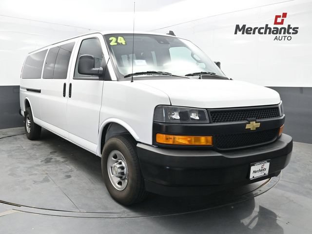 Used 2024 Chevrolet Express 3500 LS RWD image 1