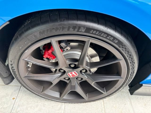 Used 2023 Honda Civic Type R image 4