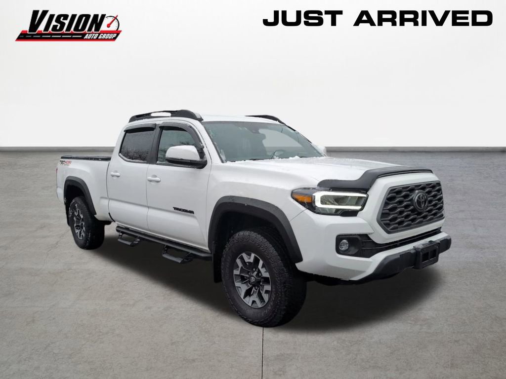 Used 2023 Toyota Tacoma 4x4 Double Cab image 3