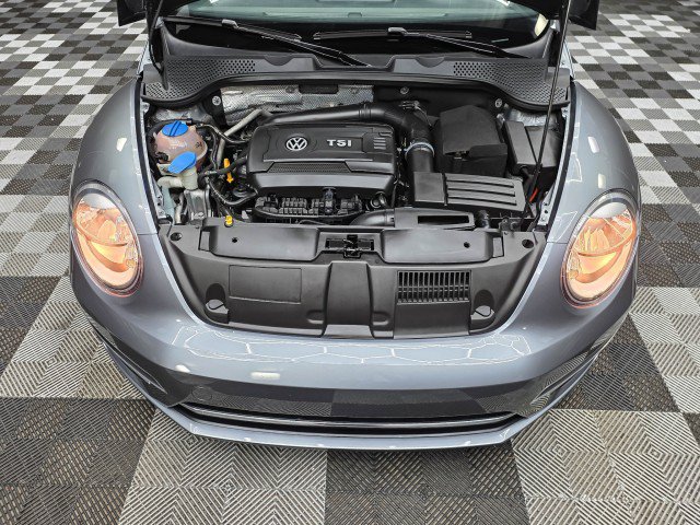 Used 2017 Volkswagen Beetle 1.8T S FWD image 34