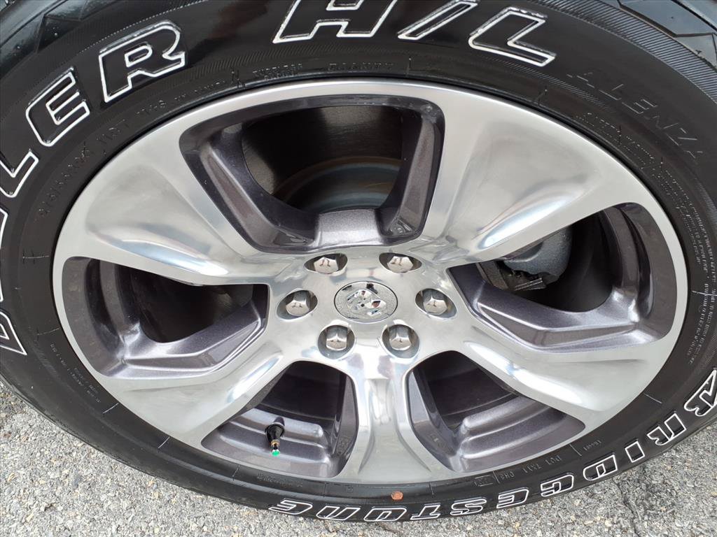 Used 2023 RAM 1500 Laramie AWD/4WD image 11