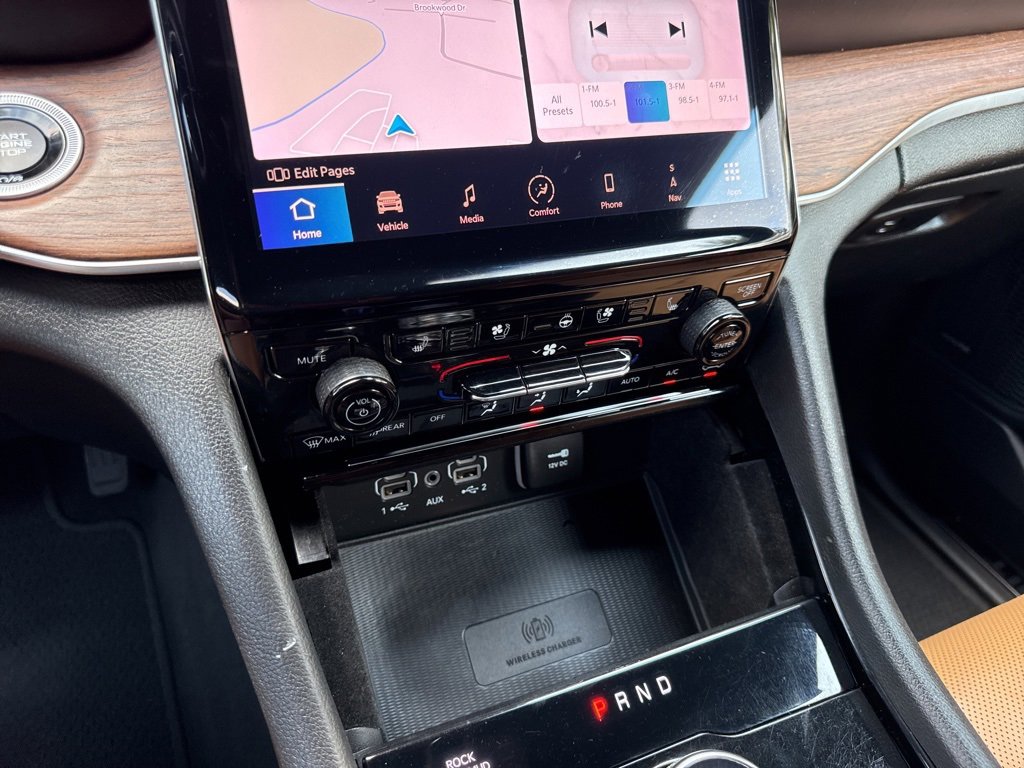 Used 2021 Jeep Grand Cherokee L Summit w/ Luxury Tech Group V image 20