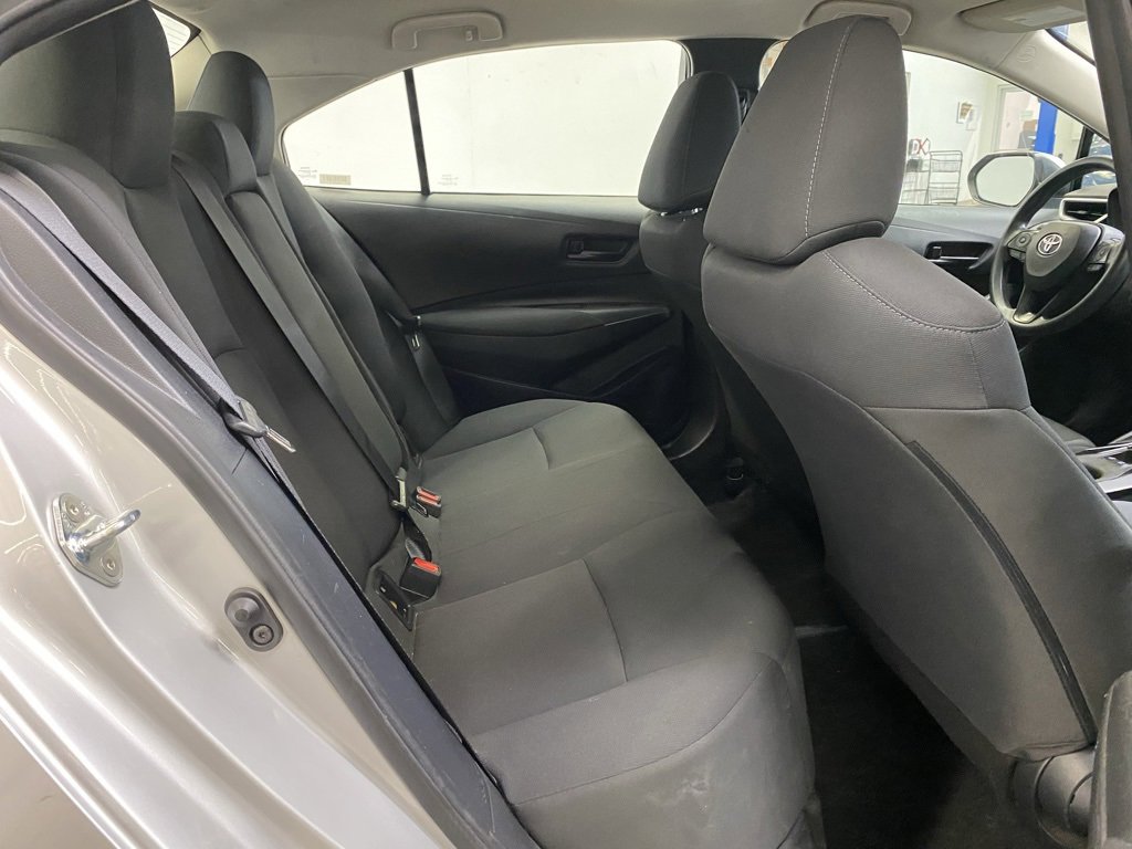 Used 2022 Toyota Corolla LE image 21