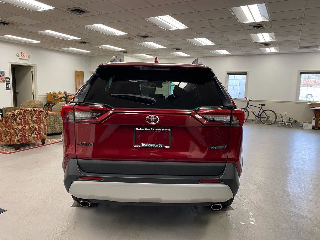 Used 2024 Toyota RAV4 Adventure image 5