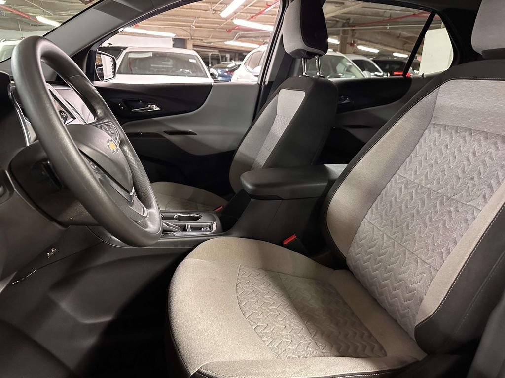 Used 2024 Chevrolet Equinox LS w/ LS Convenience Package AWD/4WD image 15
