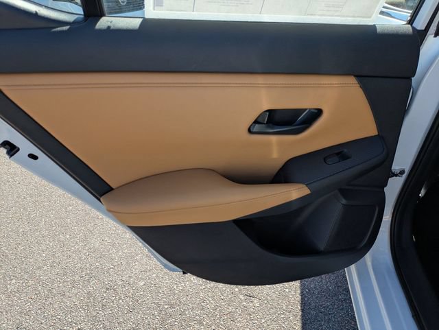 New 2025 Nissan Sentra SV w/ SV Premium Package FWD image 29