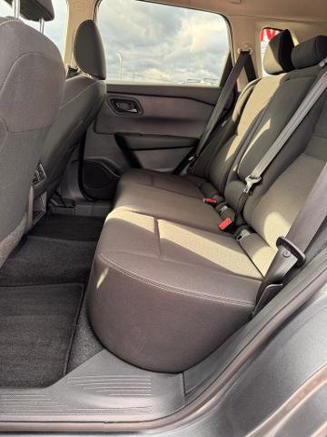 Certified 2025 Nissan Rogue S image 10