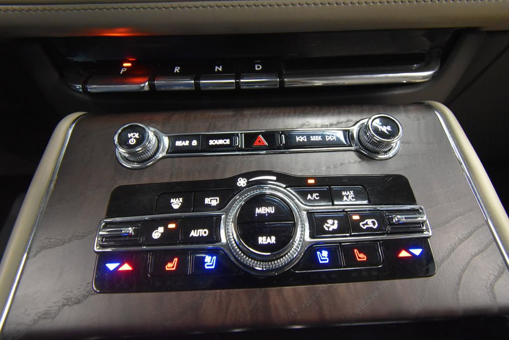 Used 2021 Lincoln Aviator Reserve w/ Elements Package Plus image 19