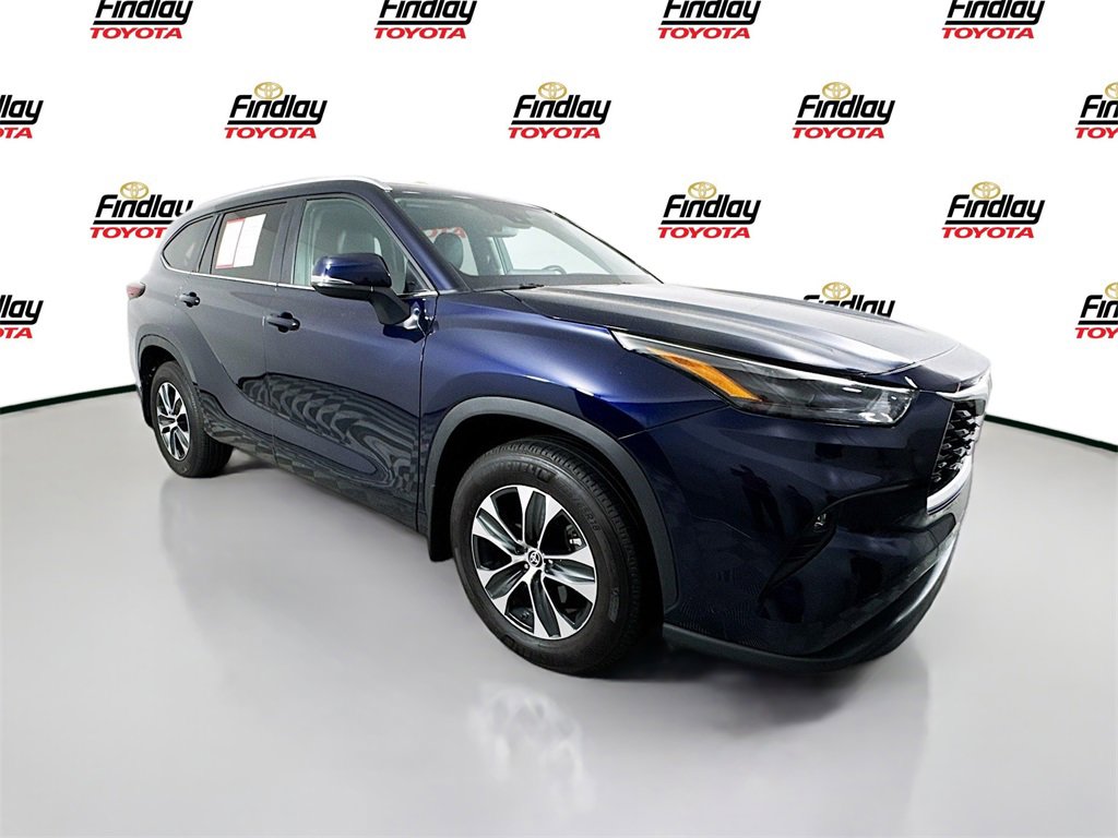 Certified 2024 Toyota Highlander XLE