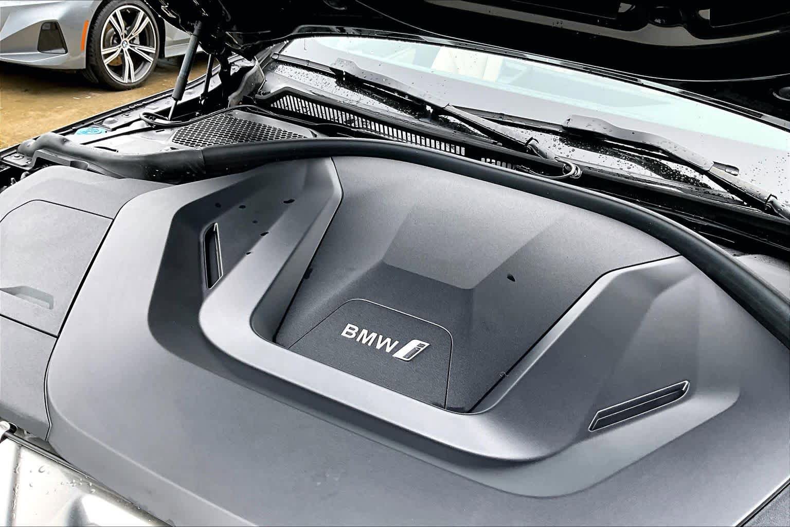 Used 2023 BMW i4 eDrive35 RWD image 32