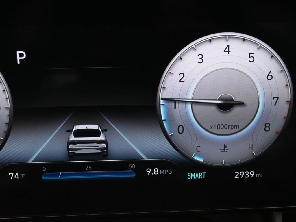 Certified 2023 Hyundai Elantra SEL w/ Convenience Package image 16