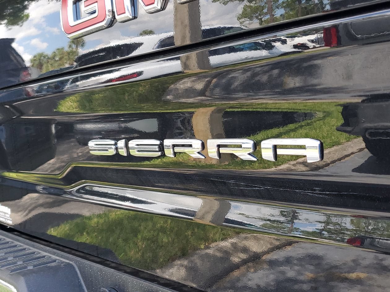 New 2026 GMC Sierra 1500 SLT w/ SLT Premium Package RWD image 8