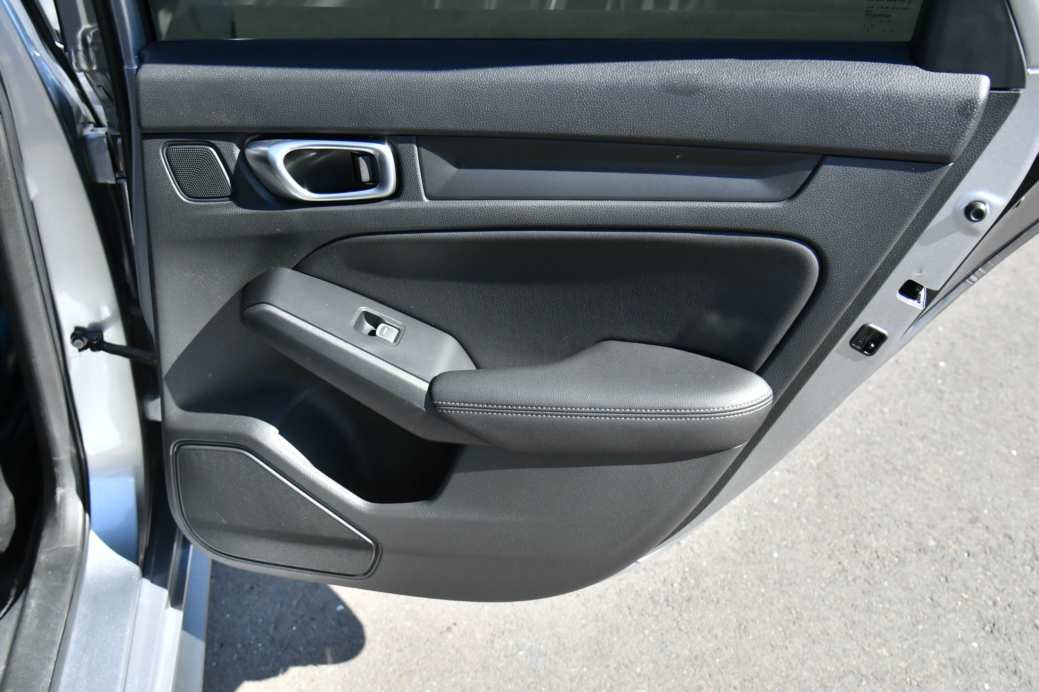 Used 2024 Honda Civic EX-L image 39