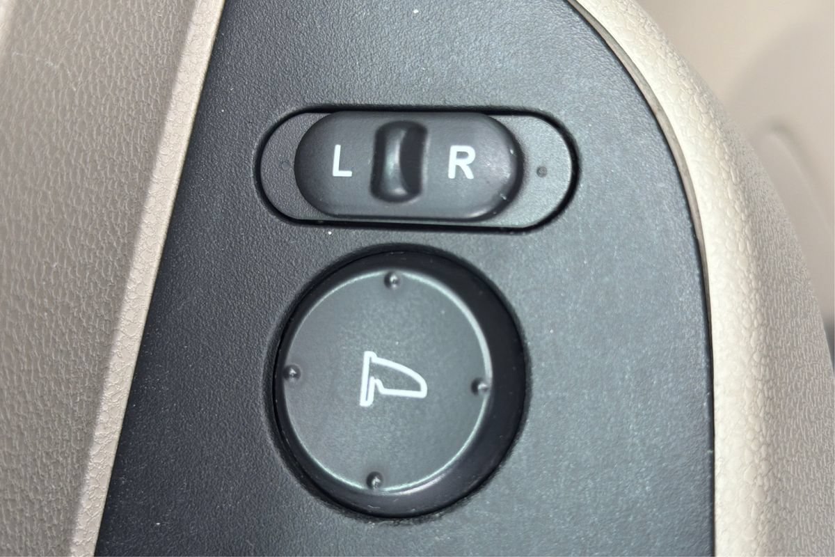 Used 2016 Honda Odyssey EX-L image 39