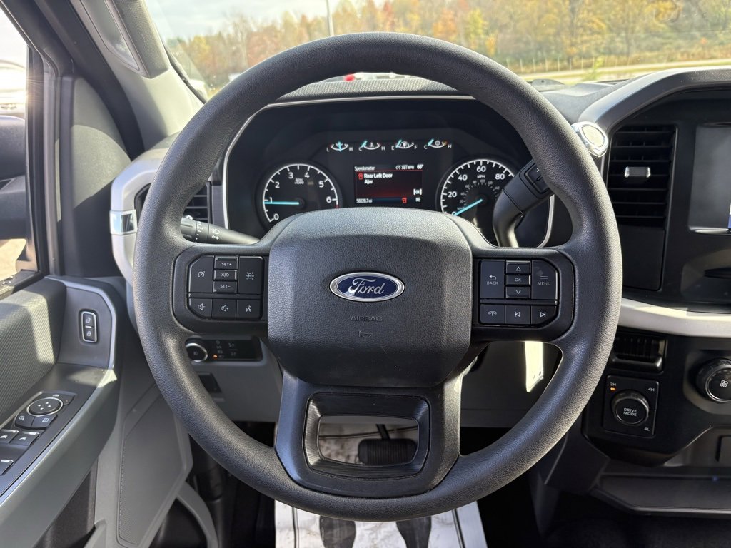 Used 2023 Ford F150 XLT AWD/4WD image 32