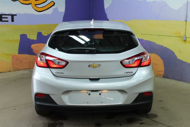 Used 2018 Chevrolet Cruze Premier FWD image 3
