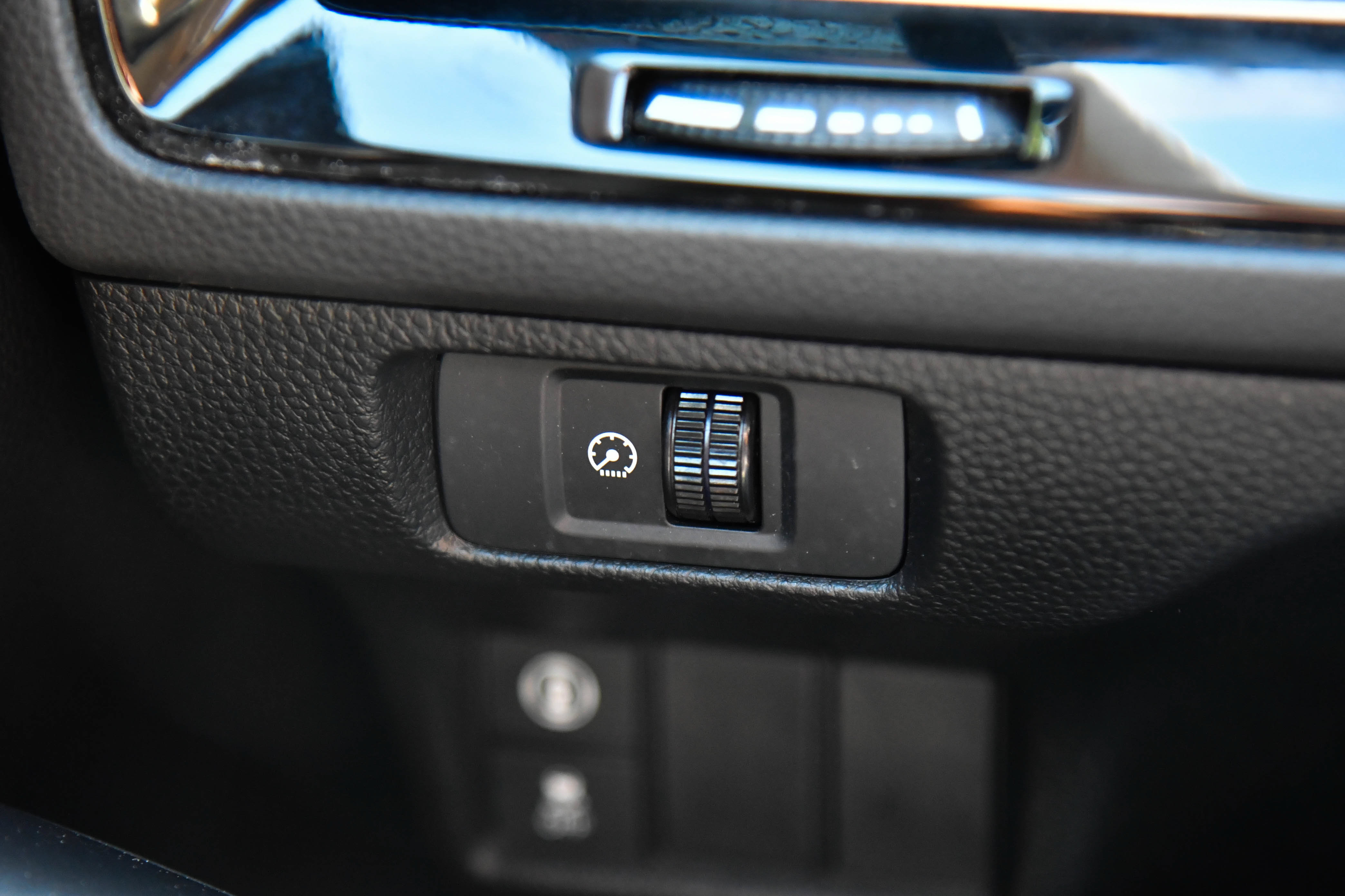 Used 2024 Honda Civic EX-L image 31