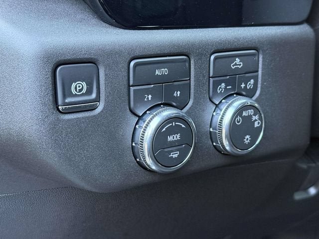 New 2026 GMC Sierra 1500 SLE AWD/4WD image 18
