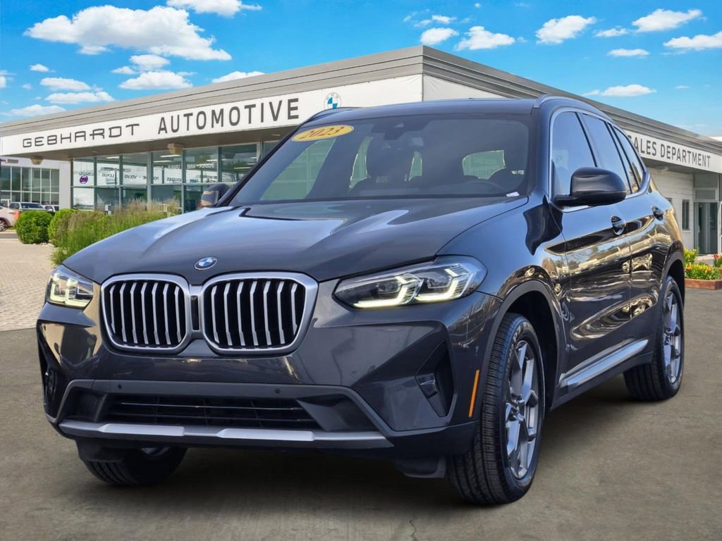 Used 2023 BMW X3 xDrive30i w/ Premium Package image 3
