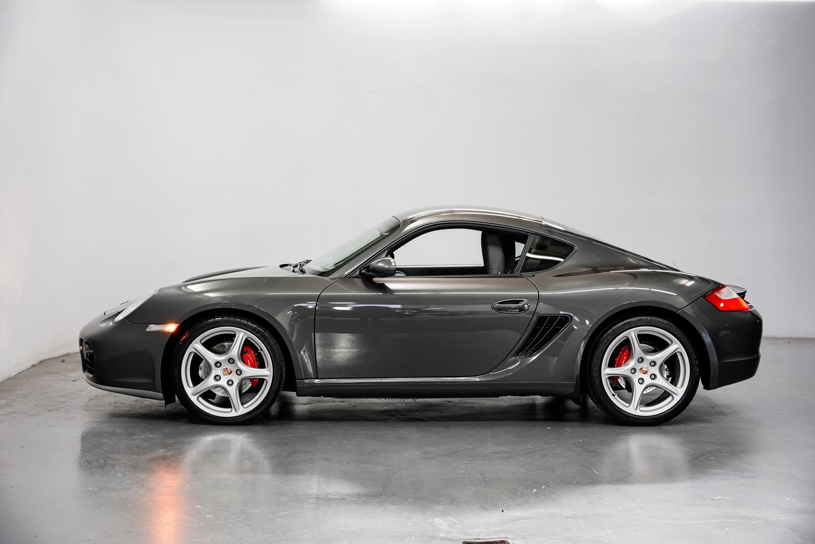 Used 2006 Porsche Cayman S RWD image 7