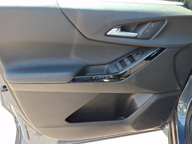 Used 2025 Chevrolet Equinox LT AWD/4WD image 8