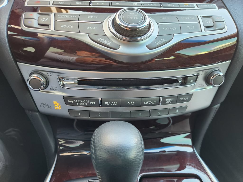Used 2015 INFINITI Q70 L 3.7 w/ Technology Package RWD image 20