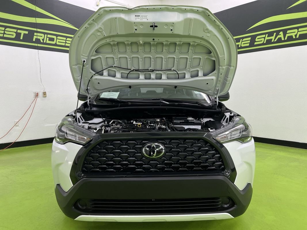 Used 2025 Toyota Corolla Cross L FWD image 4