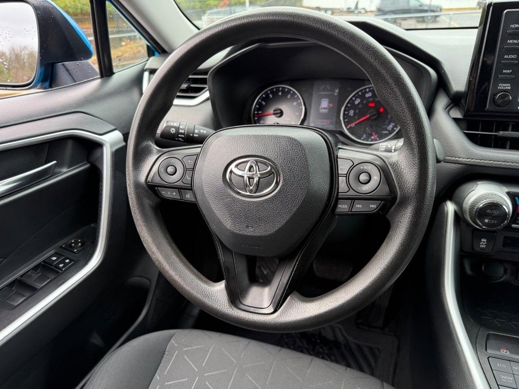 Certified 2021 Toyota RAV4 XLE Premium image 15