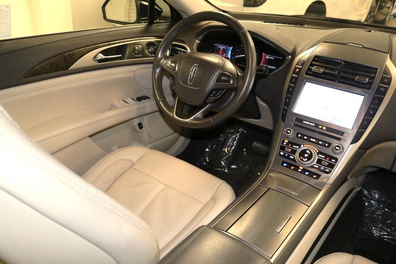 Used 2020 Lincoln MKZ Reserve w/ Elements Package image 14