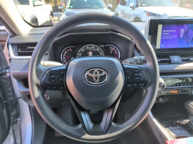Certified 2025 Toyota RAV4 XLE FWD image 15